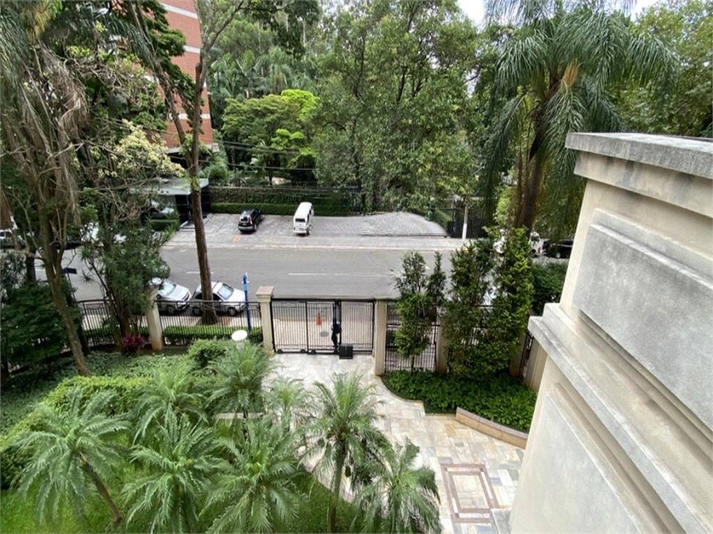 Apartamento com 4 quartos e 518 m² em Vila Guilhermina, Praia Grande