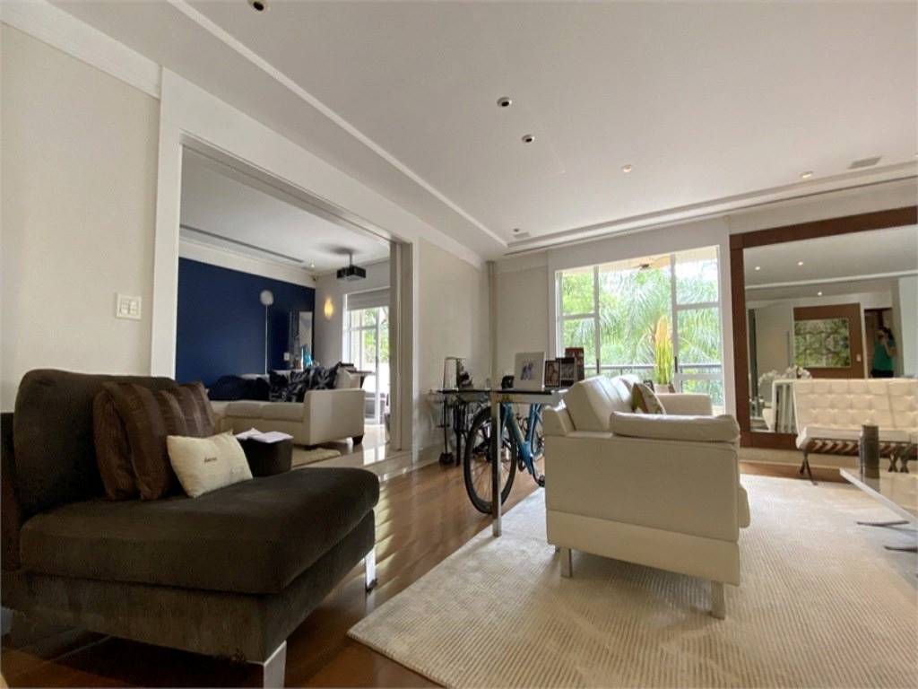 Apartamento com 4 quartos e 518 m² em Vila Guilhermina, Praia Grande
