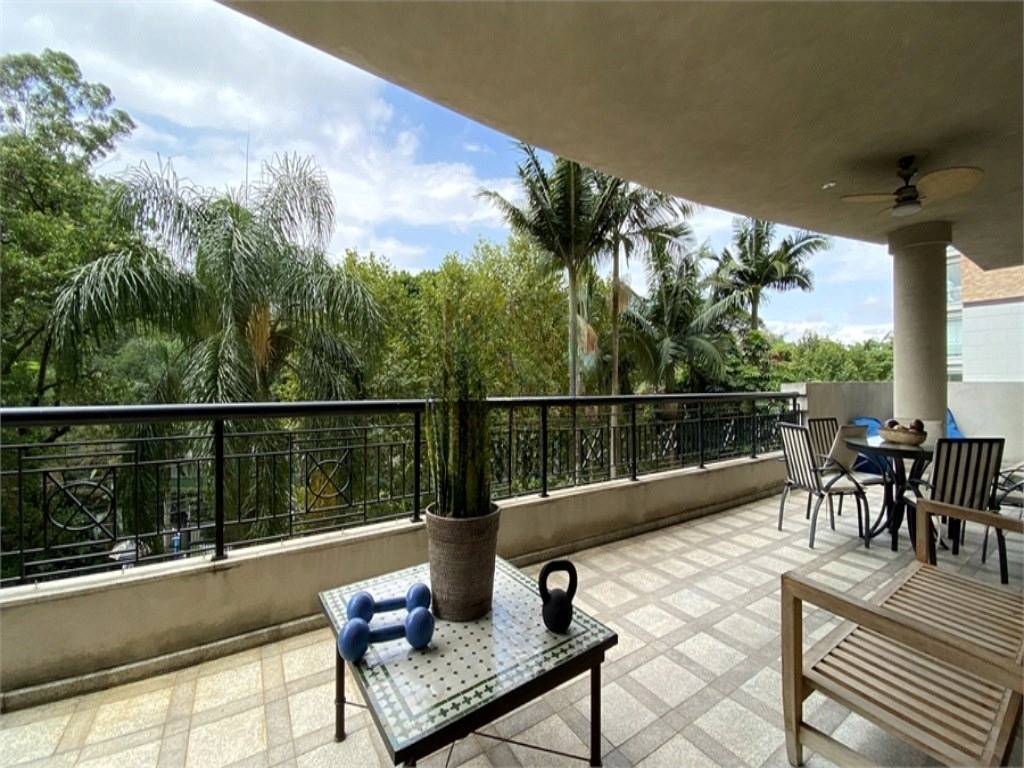 Apartamento com 4 quartos e 518 m² em Vila Guilhermina, Praia Grande