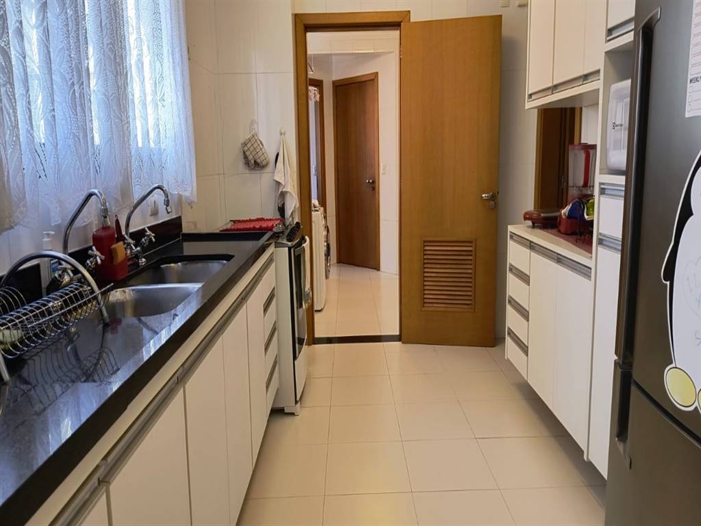 Apartamento com 4 quartos e 208 m² em Vila Guilhermina, Praia Grande