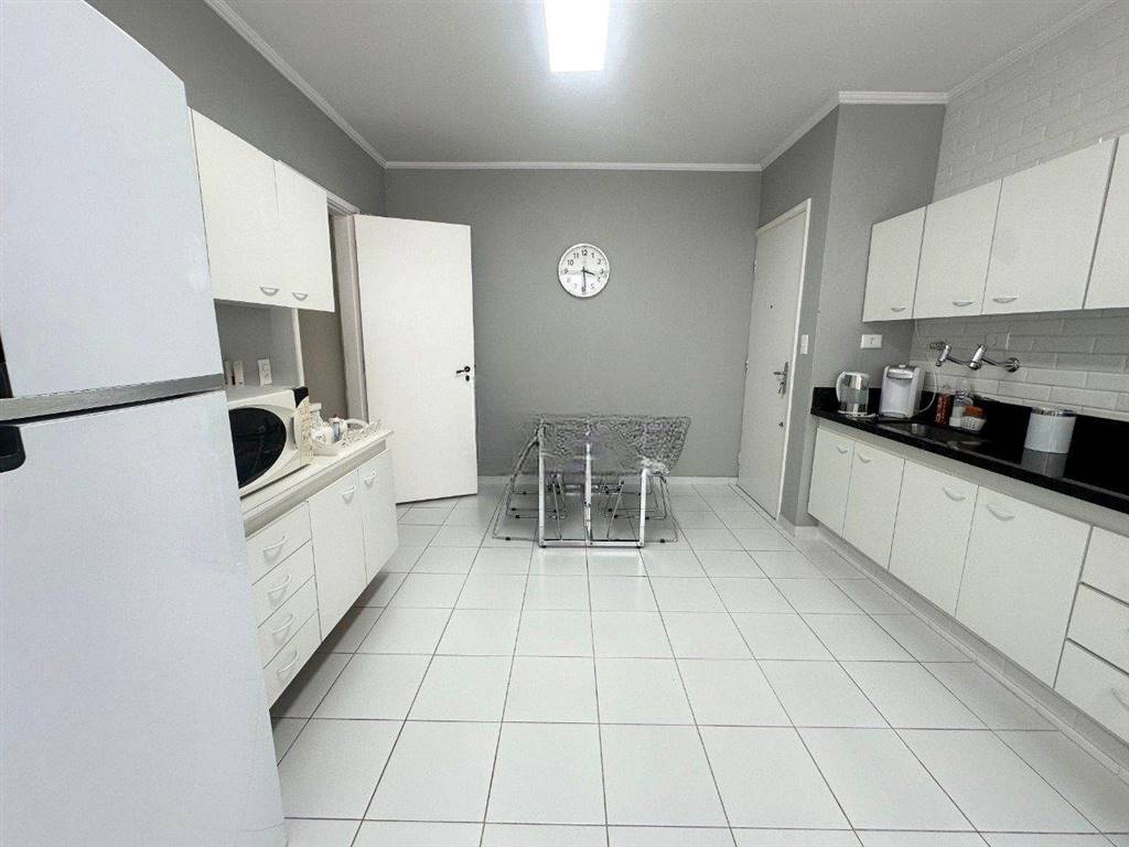 Apartamento com 3 quartos e 138 m² em Vila Guilhermina, Praia Grande