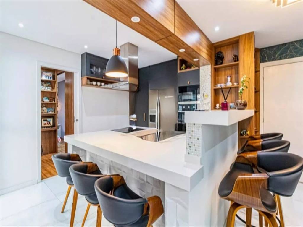 Apartamento com 3 quartos e 112 m² em Vila Guilhermina, Praia Grande