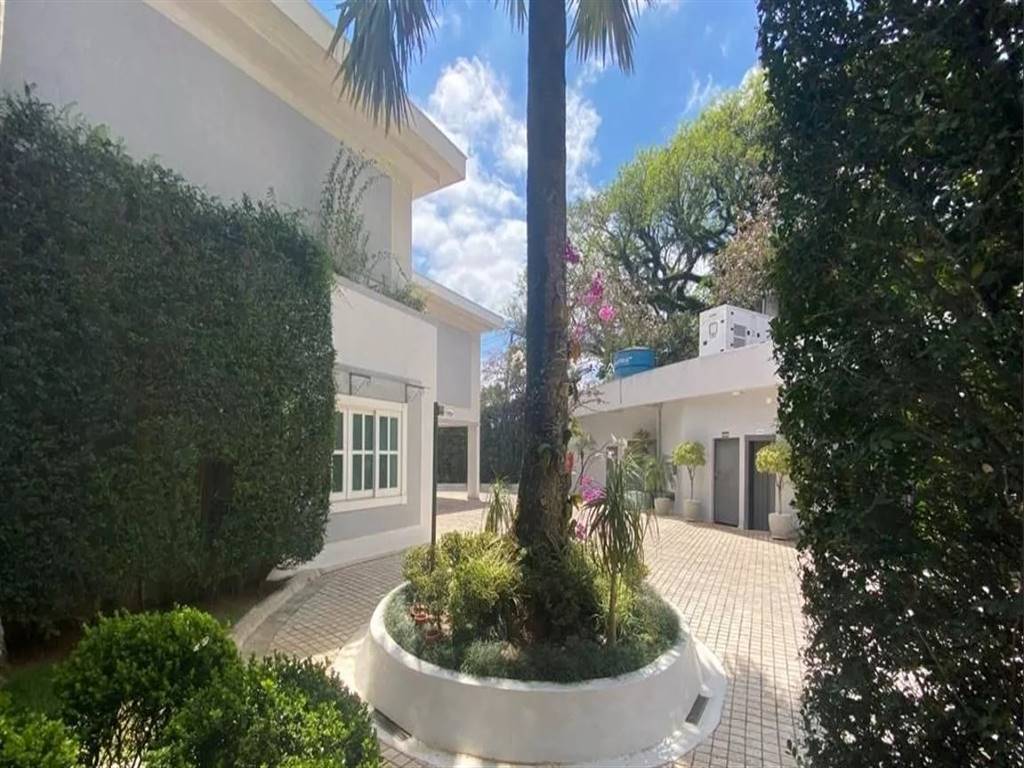 Casa com 4 quartos e 610 m² em Vila Guilhermina, Praia Grande