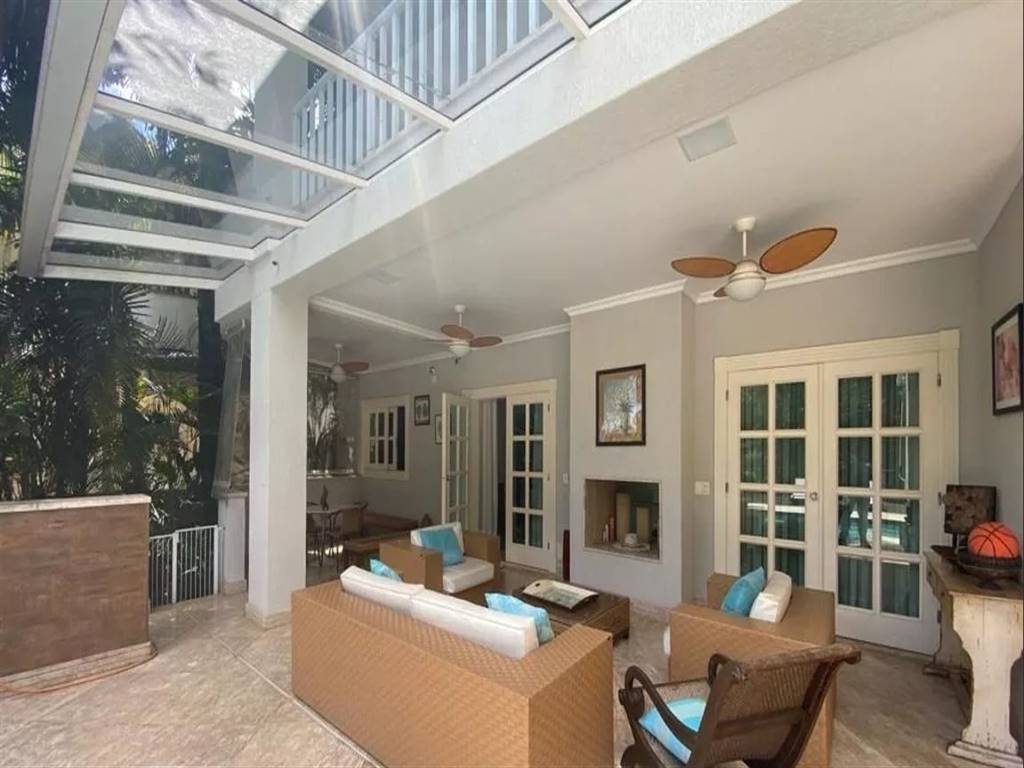 Casa com 4 quartos e 610 m² em Vila Guilhermina, Praia Grande