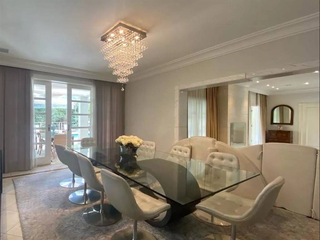Casa com 4 quartos e 610 m² em Vila Guilhermina, Praia Grande