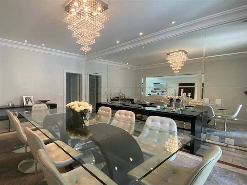 Casa com 4 quartos e 610 m² em Vila Guilhermina, Praia Grande