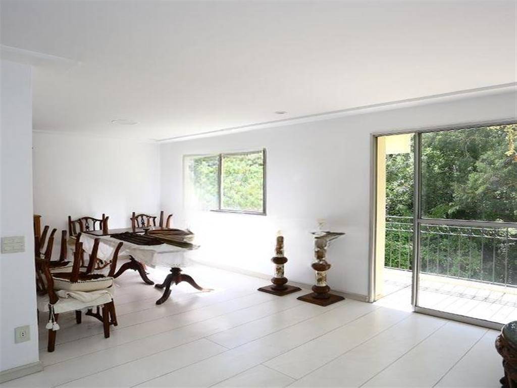 Apartamento com 3 quartos e 118 m² em Vila Guilhermina, Praia Grande