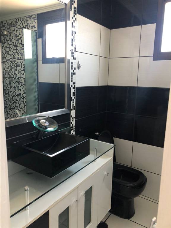 Apartamento com 2 quartos e 81 m² em Vila Guilhermina, Praia Grande