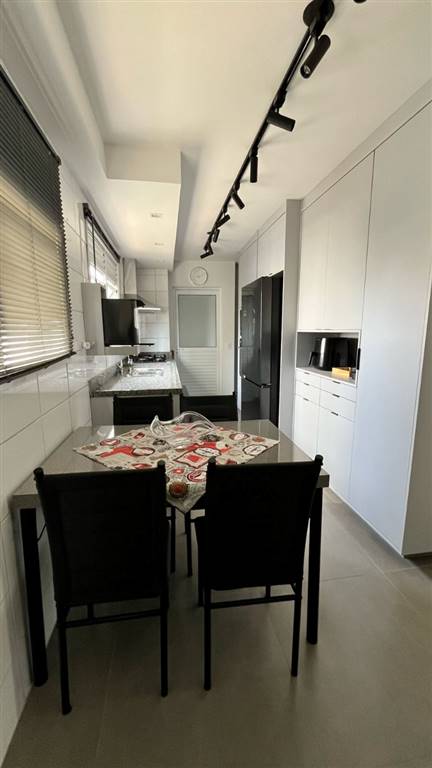 Apartamento com 4 quartos e 176 m² em Vila Guilhermina, Praia Grande