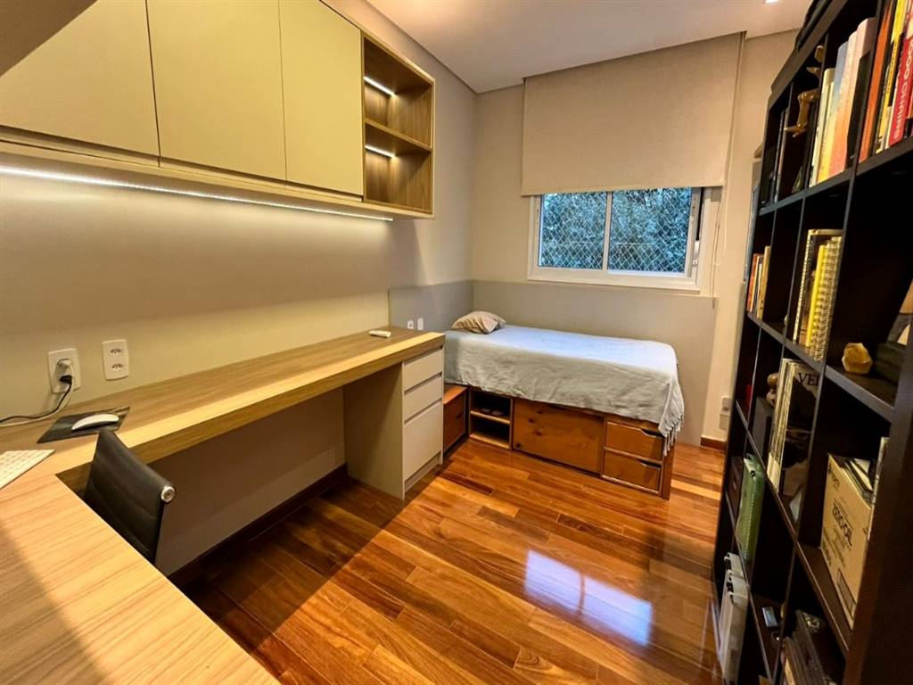 Apartamento com 4 quartos e 176 m² em Vila Guilhermina, Praia Grande