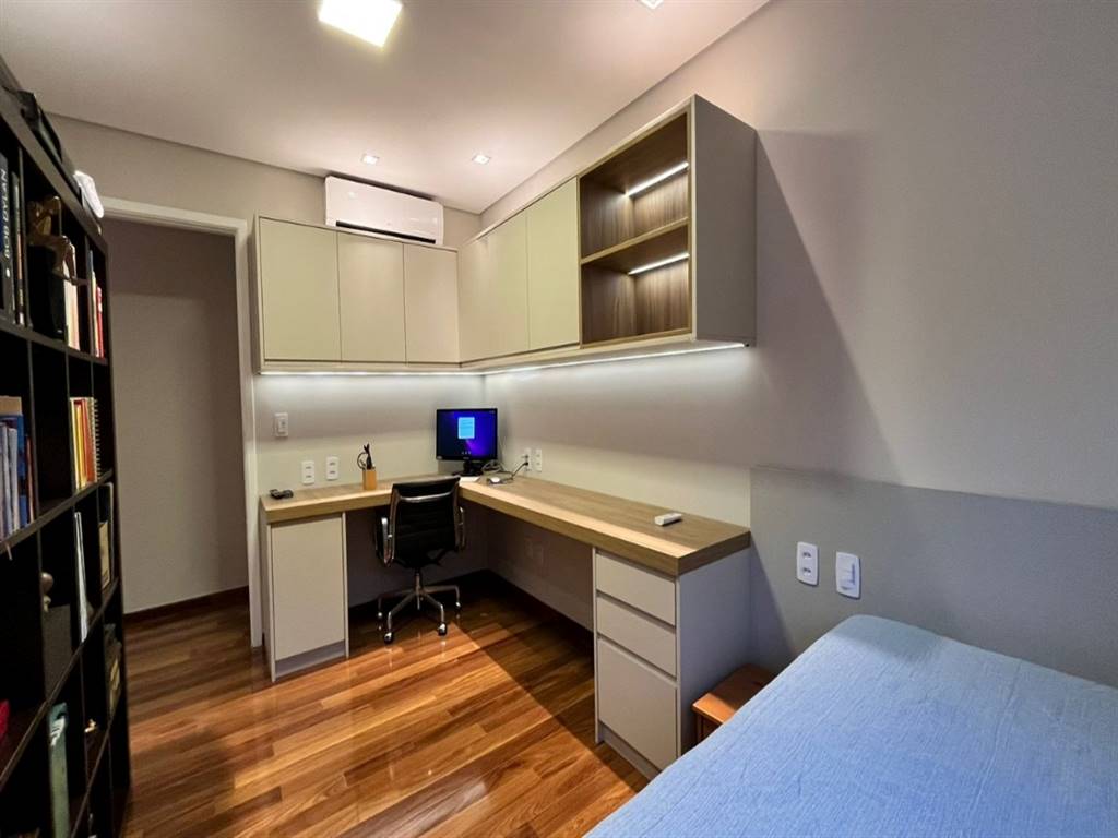 Apartamento com 4 quartos e 176 m² em Vila Guilhermina, Praia Grande