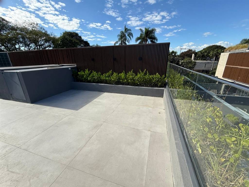 Casa com 3 quartos e 565 m² em Vila Guilhermina, Praia Grande