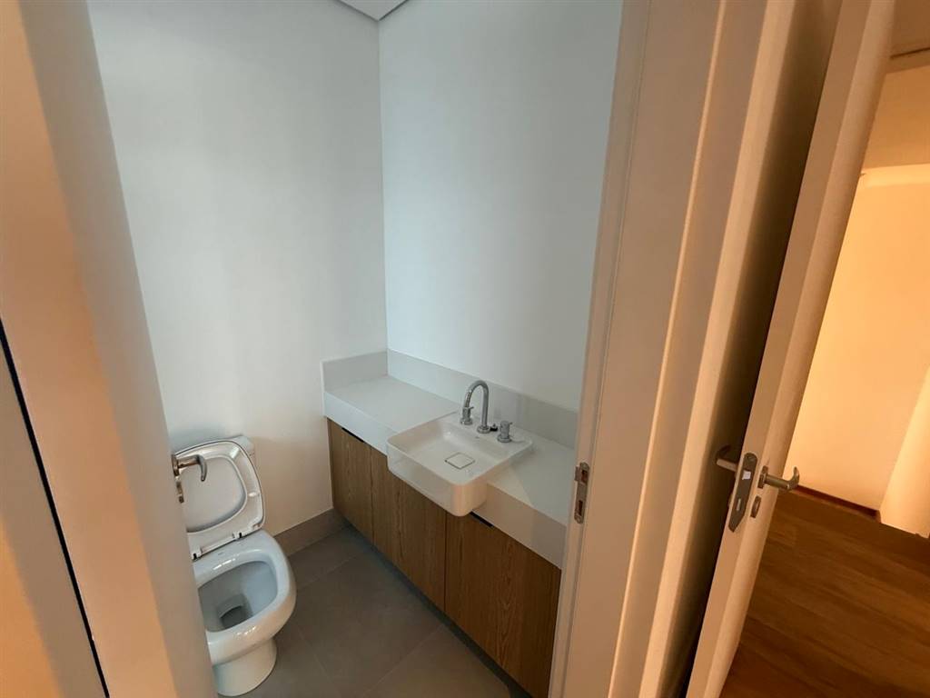 Casa com 3 quartos e 565 m² em Vila Guilhermina, Praia Grande