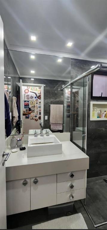Apartamento com 2 quartos e 67 m² em Vila Guilhermina, Praia Grande