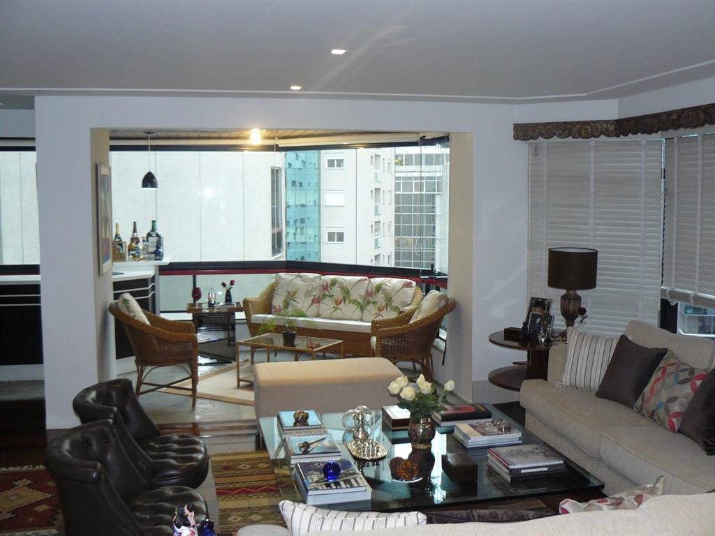 Apartamento com 4 quartos e 181 m² em Vila Guilhermina, Praia Grande