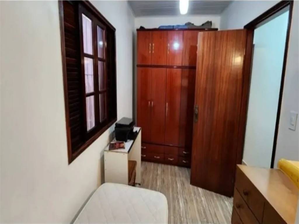 Casa com 3 quartos e 200 m² em Vila Guilhermina, Praia Grande