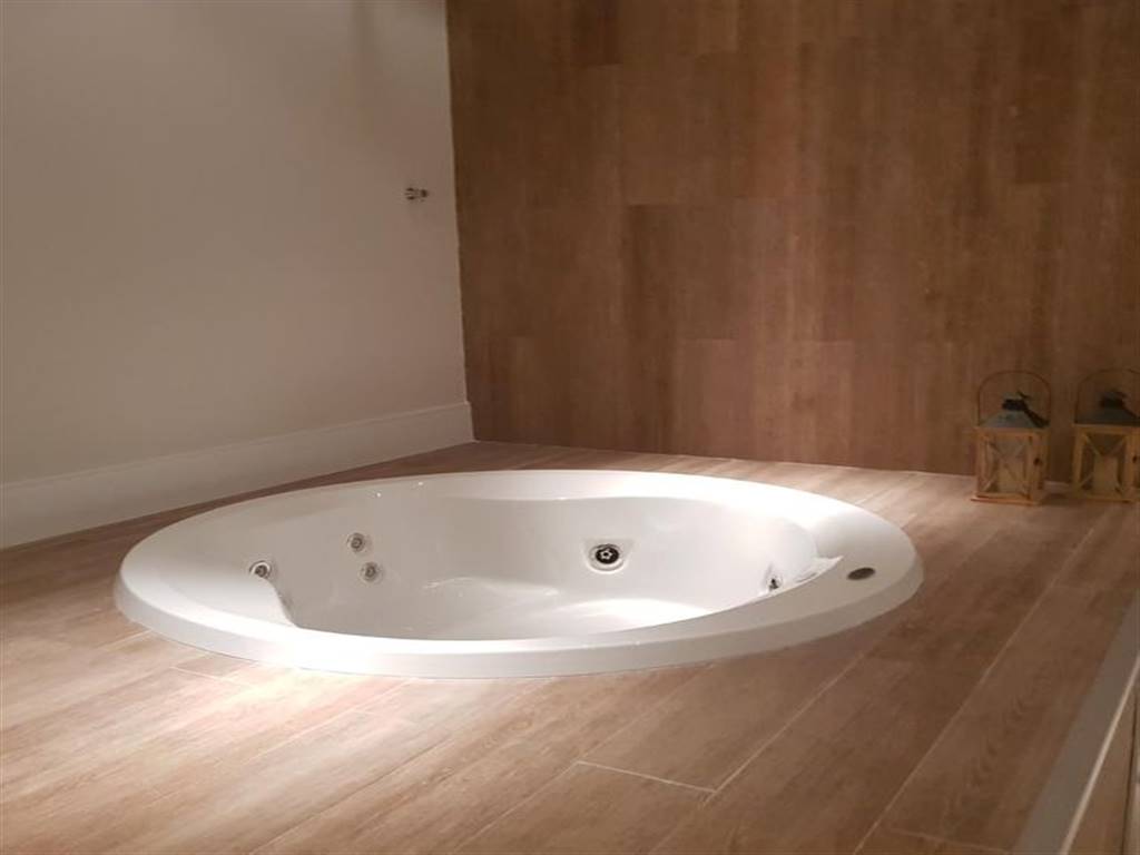 Apartamento com 3 quartos e 163 m² em Vila Guilhermina, Praia Grande