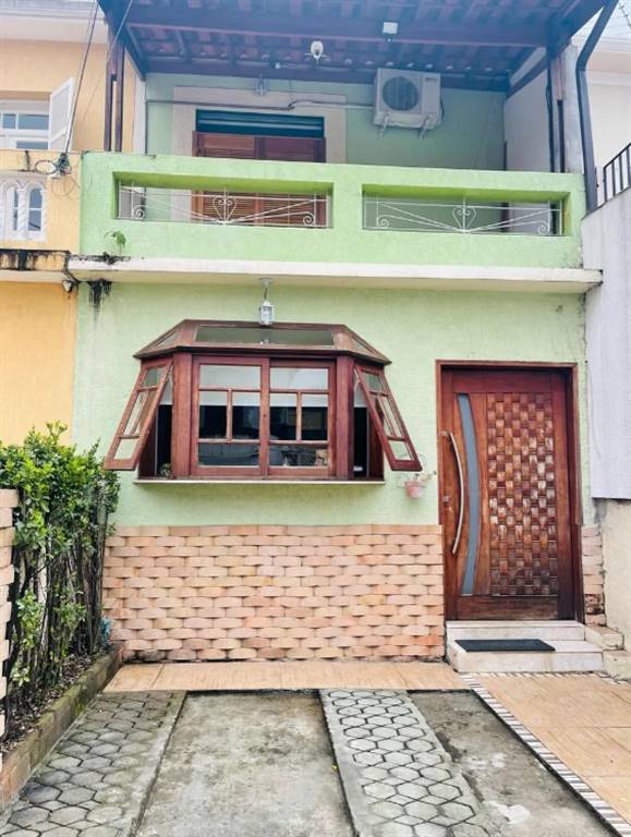 Casa com 3 quartos e 170 m² em Vila Guilhermina, Praia Grande
