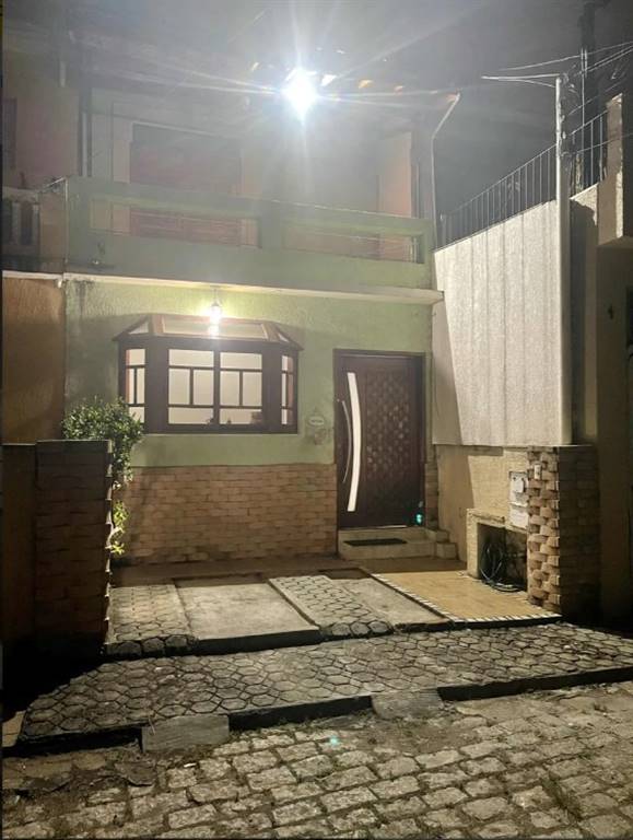 Casa com 3 quartos e 170 m² em Vila Guilhermina, Praia Grande