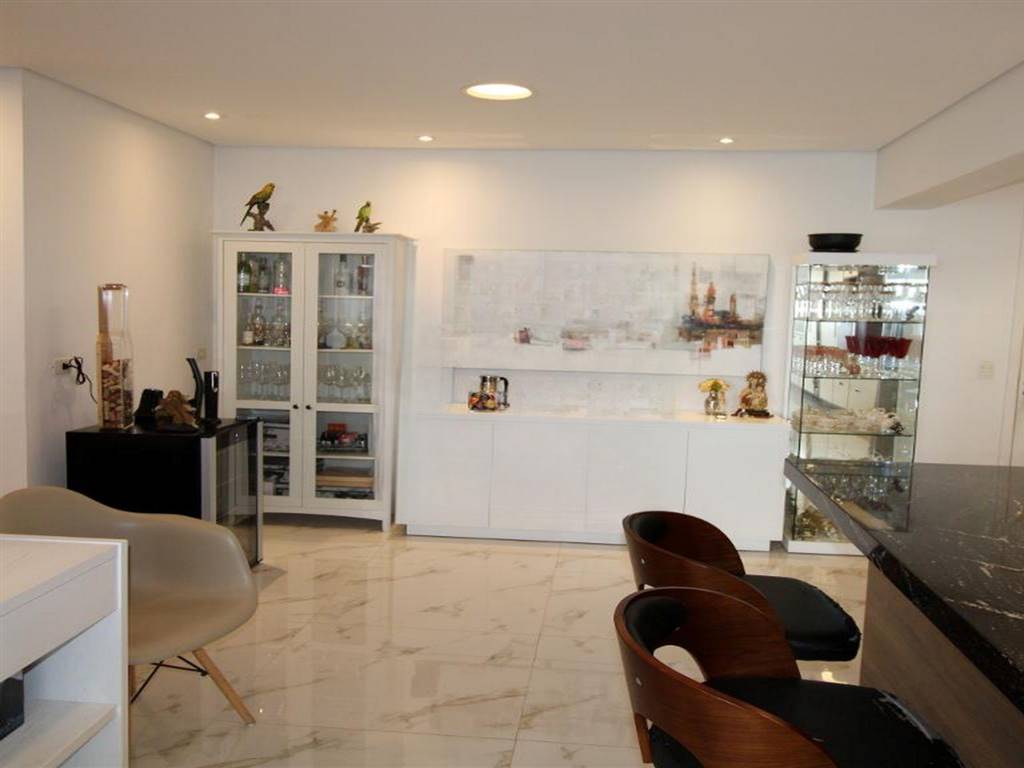 Apartamento com 2 quartos e 96 m² em Vila Guilhermina, Praia Grande