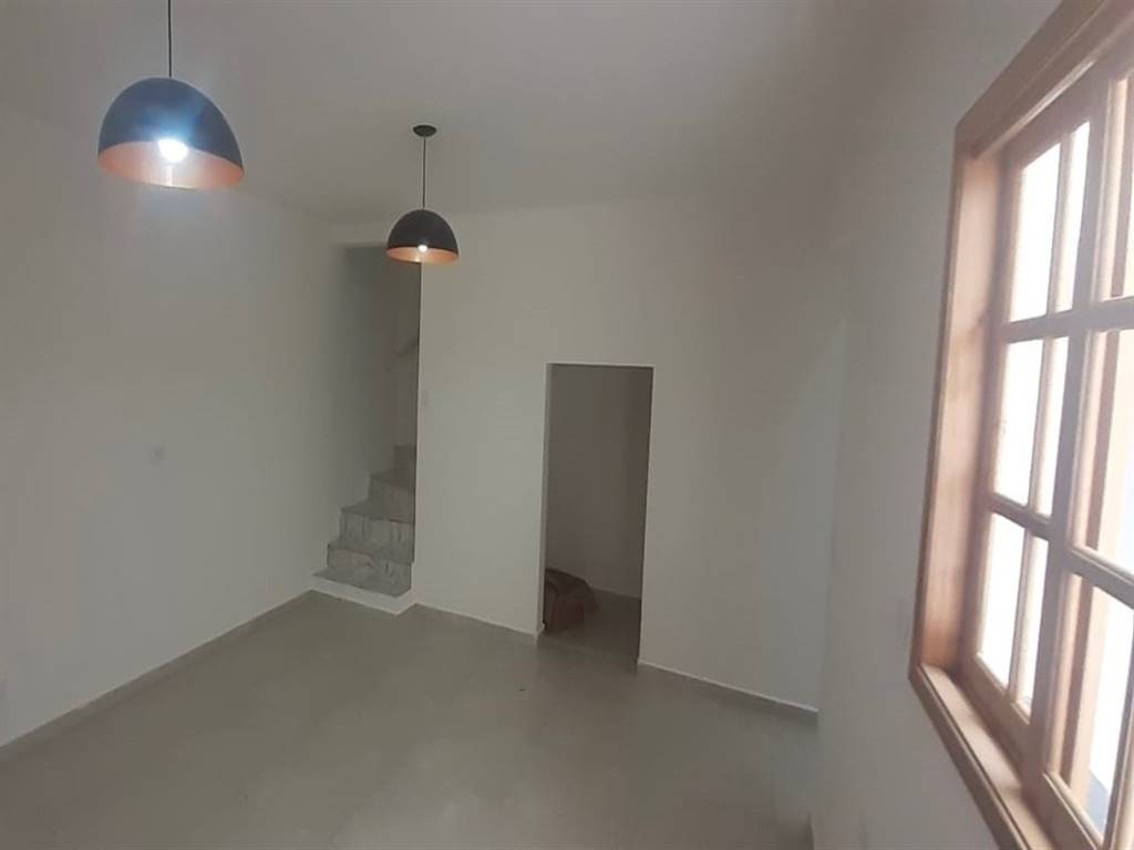 Casa com 3 quartos e 250 m² em Vila Guilhermina, Praia Grande