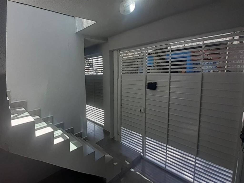 Casa com 3 quartos e 250 m² em Vila Guilhermina, Praia Grande