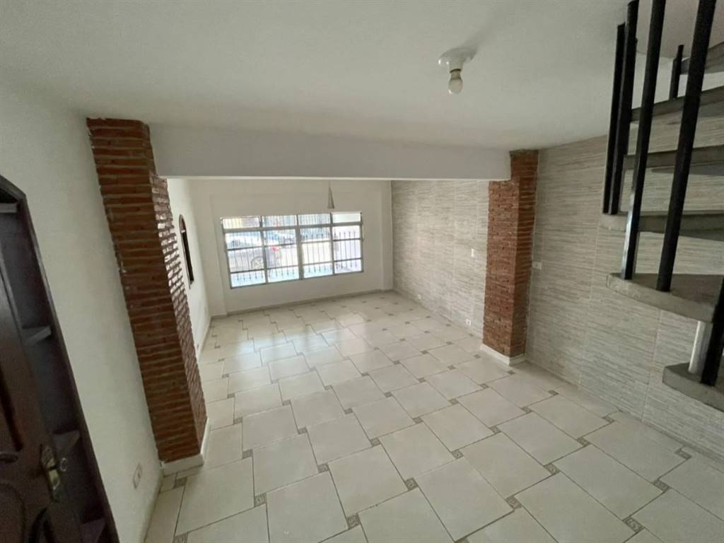 Casa com 3 quartos e 180 m² em Vila Guilhermina, Praia Grande