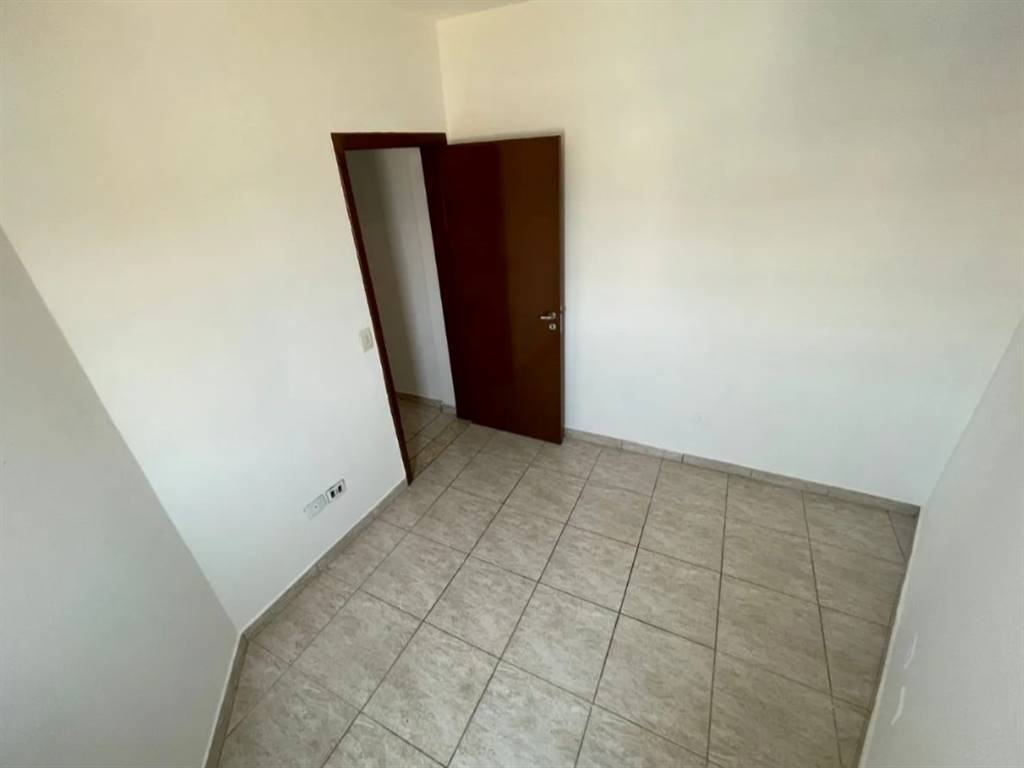 Casa com 3 quartos e 180 m² em Vila Guilhermina, Praia Grande