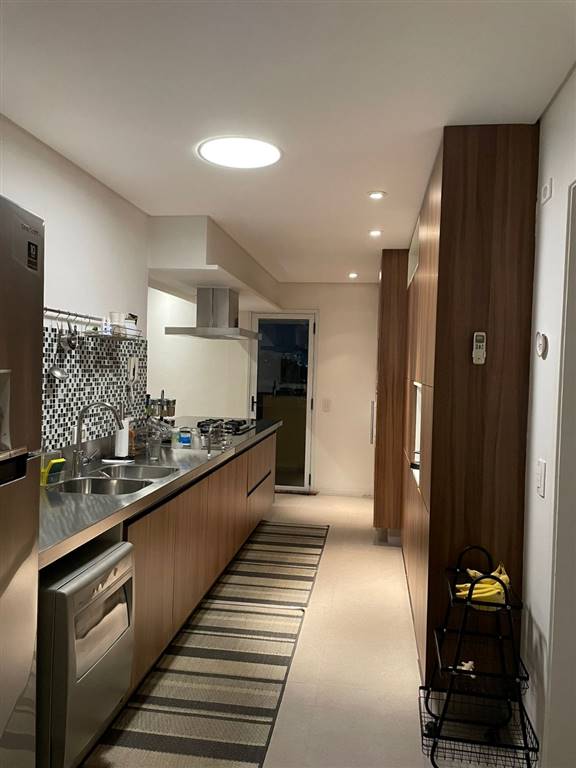 Apartamento com 2 quartos e 160 m² em Vila Guilhermina, Praia Grande