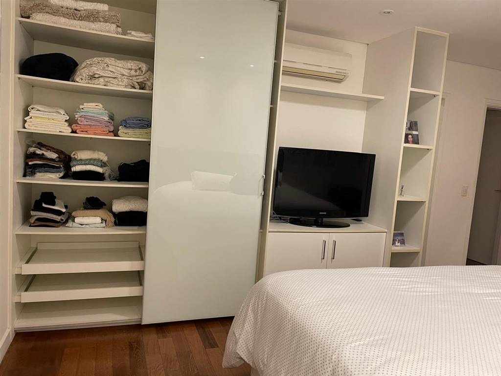 Apartamento com 2 quartos e 160 m² em Vila Guilhermina, Praia Grande