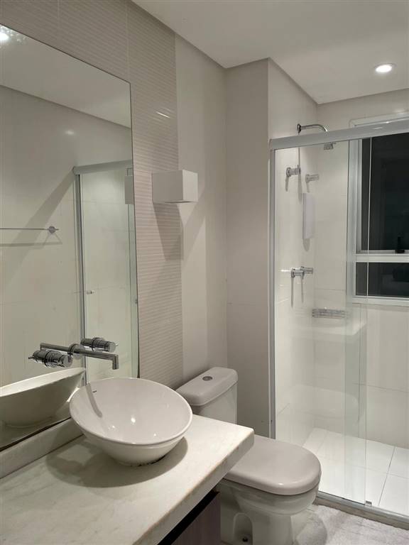 Apartamento com 2 quartos e 160 m² em Vila Guilhermina, Praia Grande