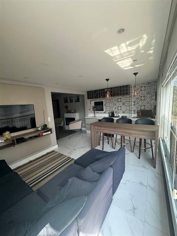Apartamento com 2 quartos e 96 m² em Vila Guilhermina, Praia Grande