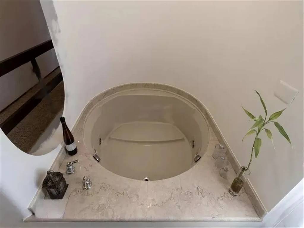Apartamento com 1 quarto e 75 m² em Vila Guilhermina, Praia Grande