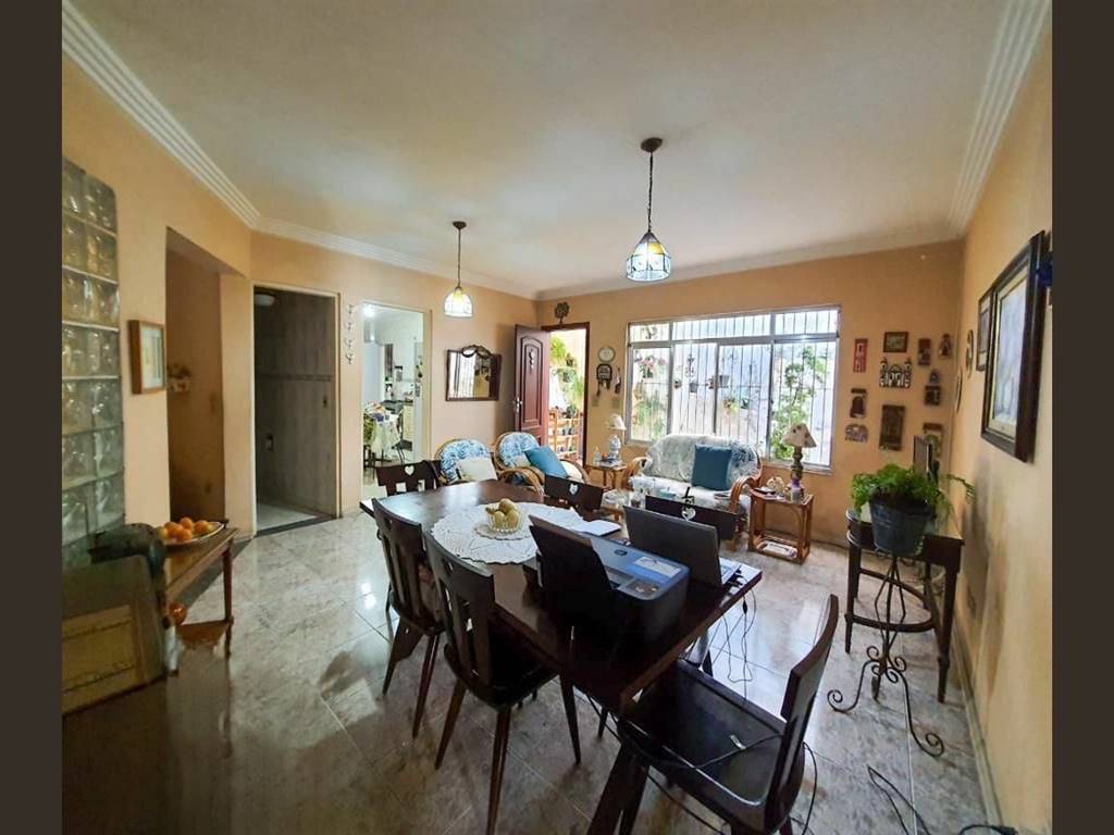 Casa com 3 quartos e 178 m² em Vila Guilhermina, Praia Grande