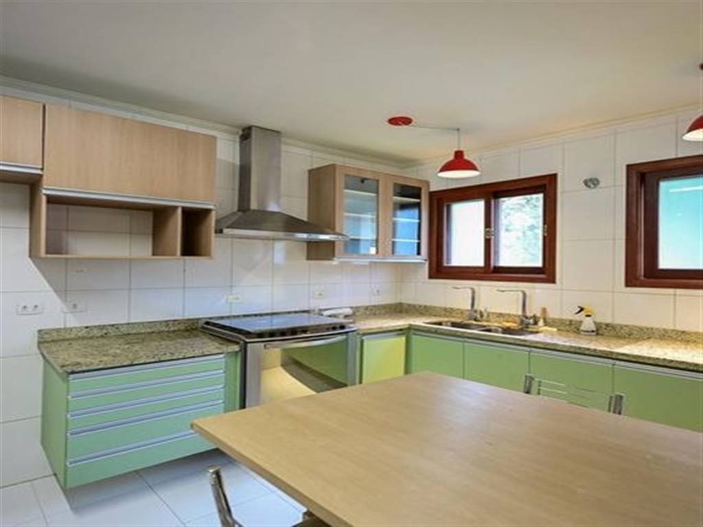 Casa com 3 quartos e 200 m² em Vila Guilhermina, Praia Grande