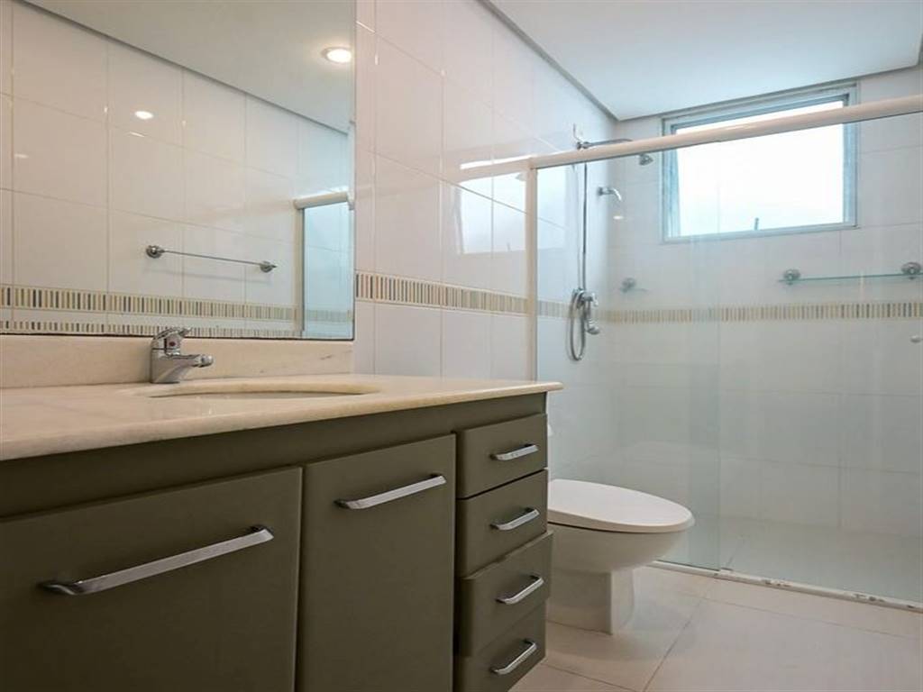 Casa com 3 quartos e 200 m² em Vila Guilhermina, Praia Grande