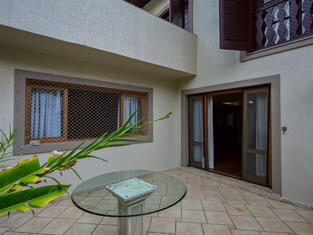 Casa com 3 quartos e 200 m² em Vila Guilhermina, Praia Grande