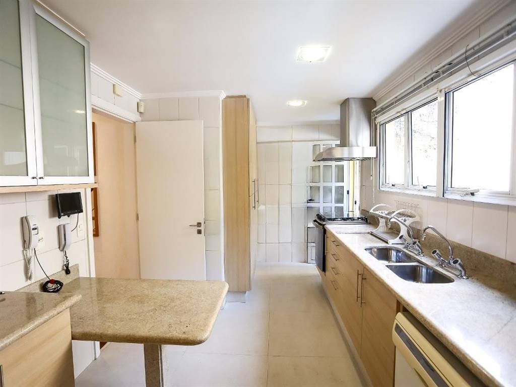 Casa com 3 quartos e 204 m² em Vila Guilhermina, Praia Grande