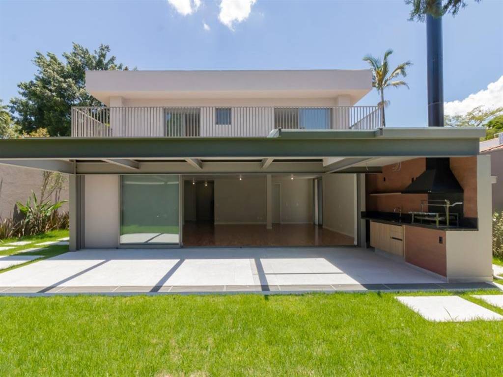 Casa com 5 quartos e 371 m² em Vila Guilhermina, Praia Grande