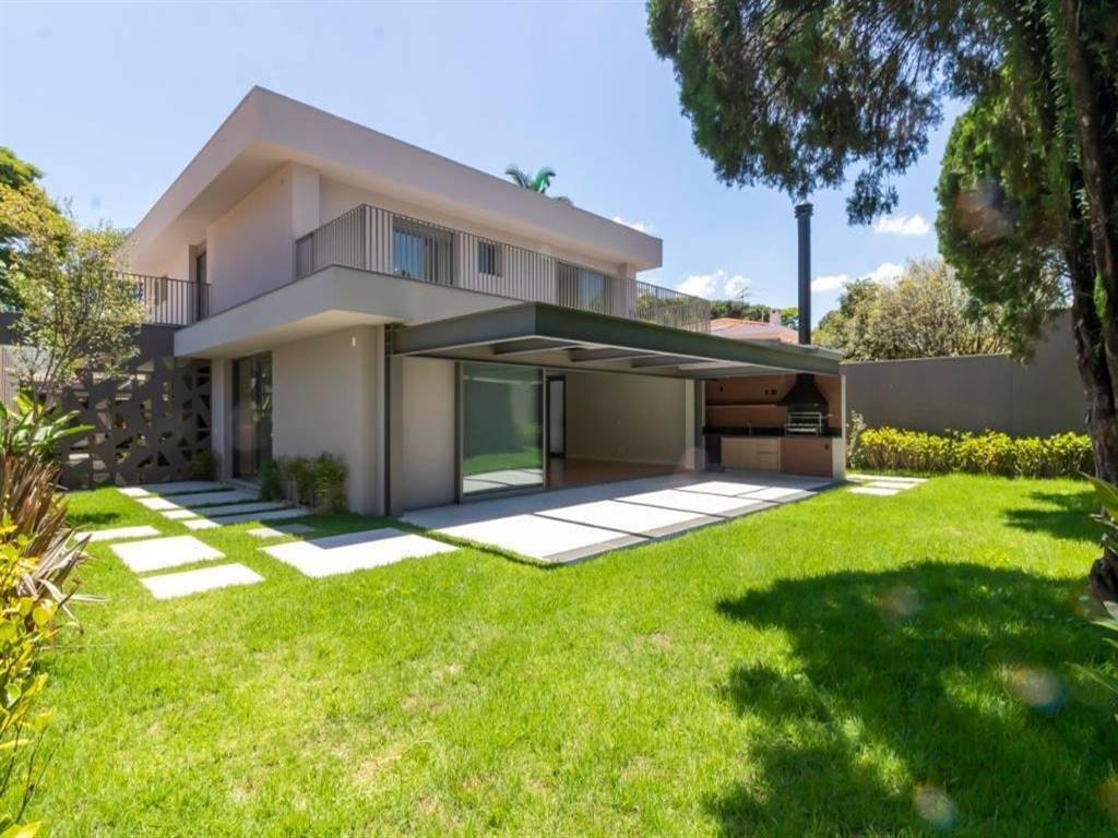 Casa com 5 quartos e 371 m² em Vila Guilhermina, Praia Grande