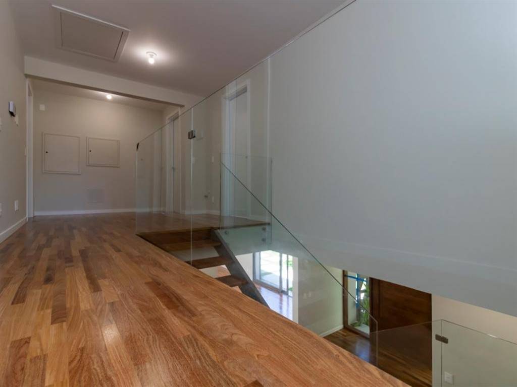 Casa com 5 quartos e 371 m² em Vila Guilhermina, Praia Grande