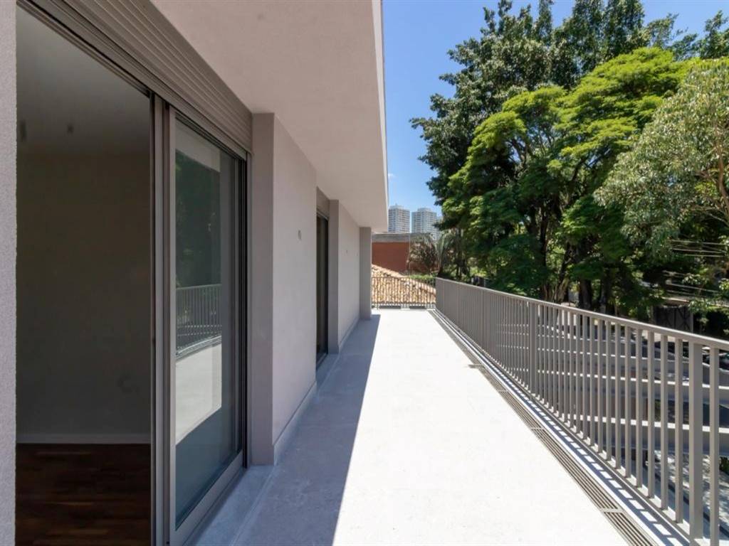 Casa com 5 quartos e 371 m² em Vila Guilhermina, Praia Grande