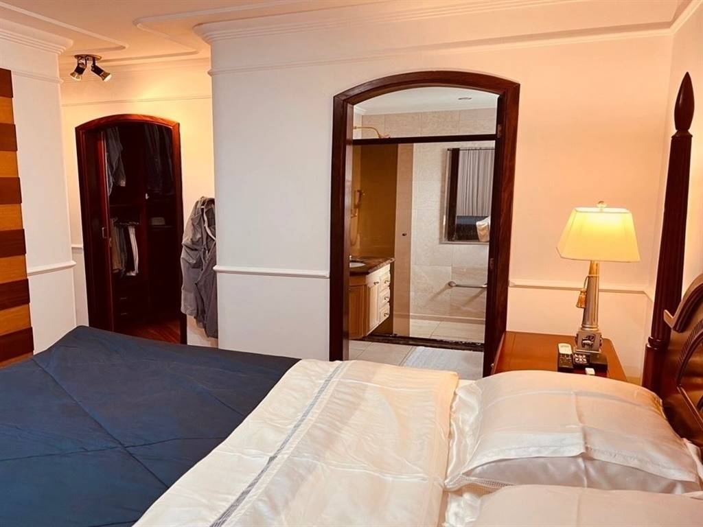 Apartamento com 3 quartos e 260 m² em Vila Guilhermina, Praia Grande