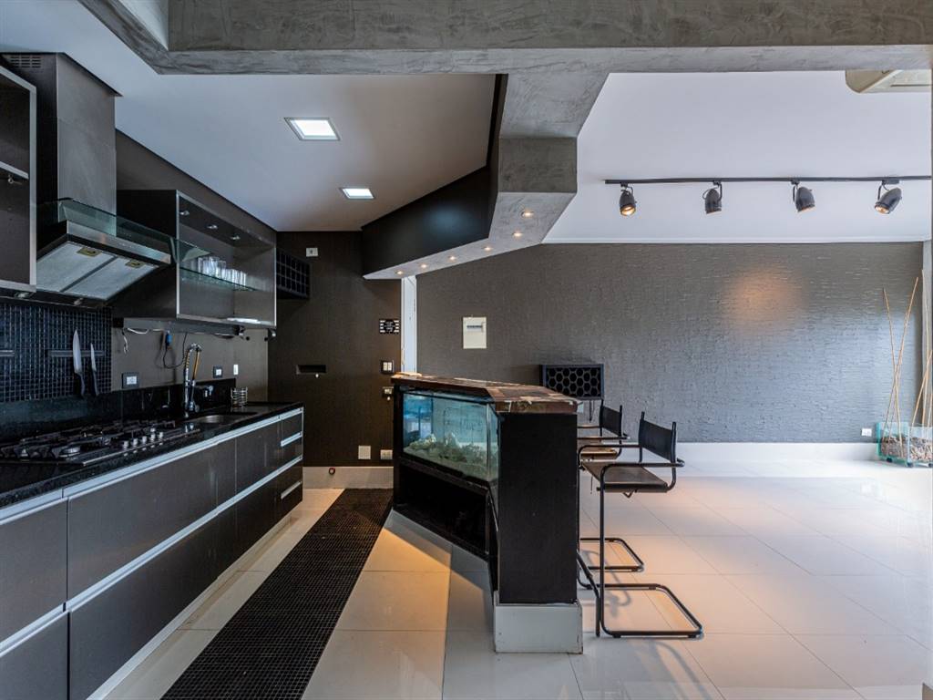 Apartamento com 2 quartos e 92 m² em Vila Guilhermina, Praia Grande