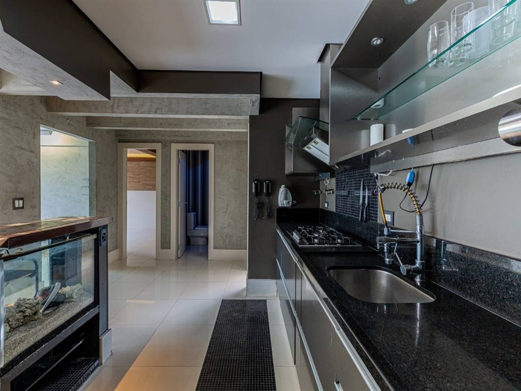 Apartamento com 2 quartos e 92 m² em Vila Guilhermina, Praia Grande