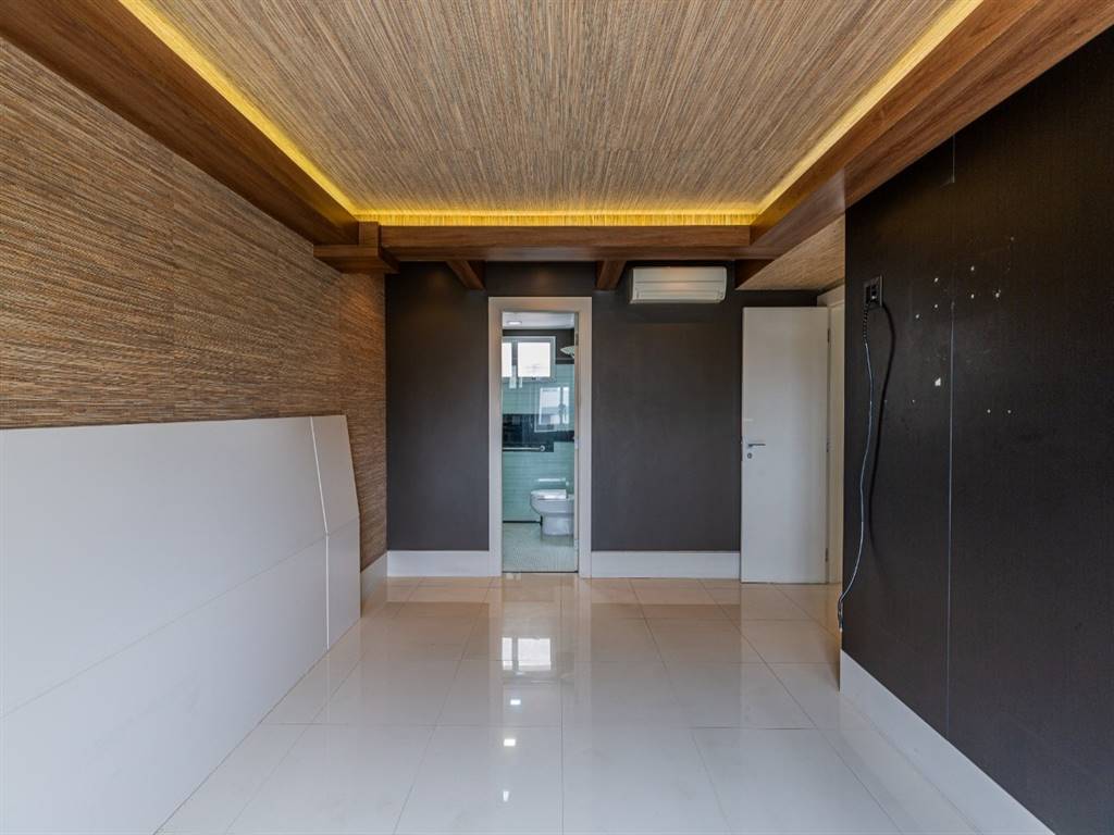 Apartamento com 2 quartos e 92 m² em Vila Guilhermina, Praia Grande