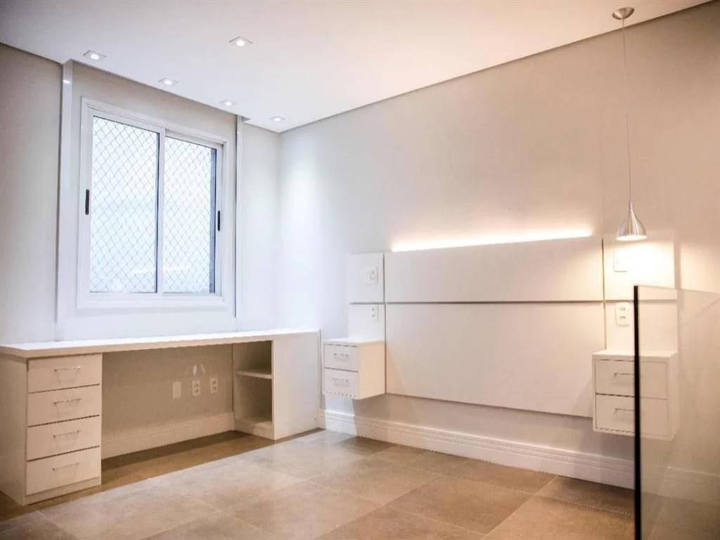 Apartamento com 1 quarto e 86 m² em Vila Guilhermina, Praia Grande