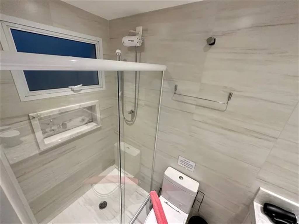 Casa com 3 quartos e 130 m² em Vila Guilhermina, Praia Grande