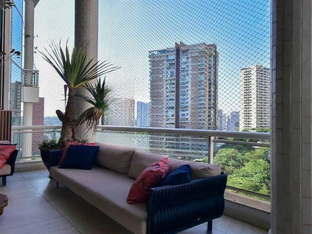Apartamento com 3 quartos e 210 m² em Vila Guilhermina, Praia Grande