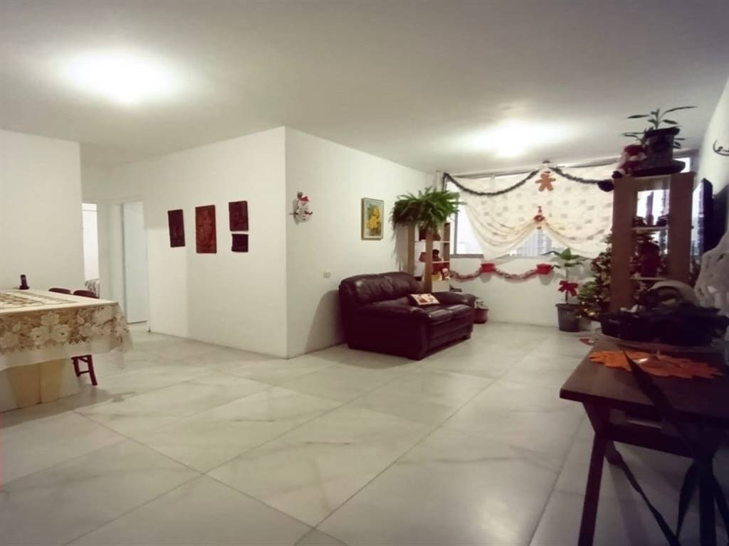 Apartamento com 2 quartos e 80 m² em Vila Guilhermina, Praia Grande